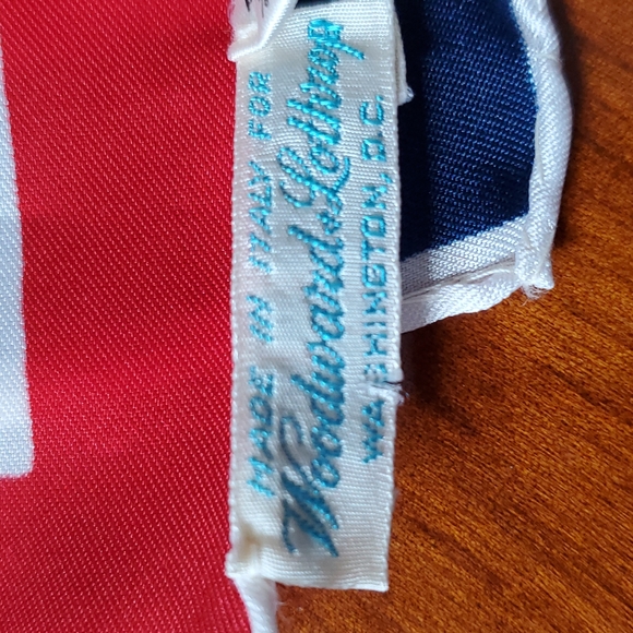 Vintage Woodward & Lathrop scarf - Picture 5 of 7